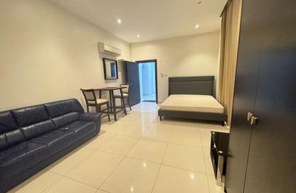 Apartment - Studio - 1 Bathroom for rent in Maqabah - Northern Governorate