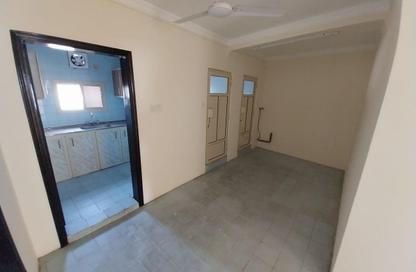 Apartment - 2 Bedrooms - 2 Bathrooms for rent in Salmabad - Central Governorate