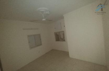 Office Space - 2 Bedrooms - 2 Bathrooms for rent in Hidd - Muharraq Governorate