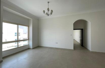 Apartment - 2 Bedrooms - 2 Bathrooms for rent in Shakhura - Northern Governorate Apartment - 2 Bedrooms - 2 Bathrooms for rent in Shakhura - Northern Governorate