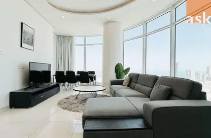Apartment - 2 Bedrooms - 3 Bathrooms for rent in Al Juffair - Capital Governorate