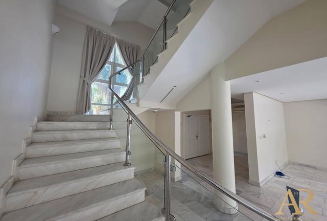 54370833 - Property Image 3
