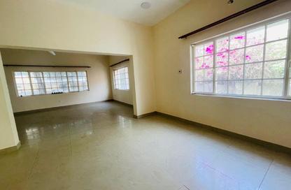 Villa - 4 Bedrooms - 3 Bathrooms for rent in Janabiya - Northern Governorate