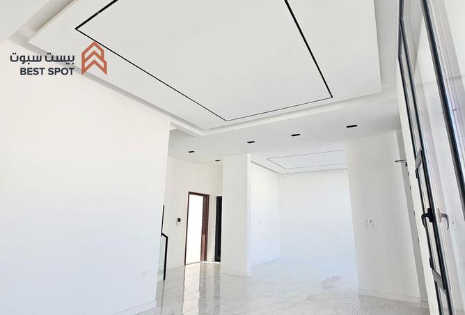 989567 - صورة العقار 3