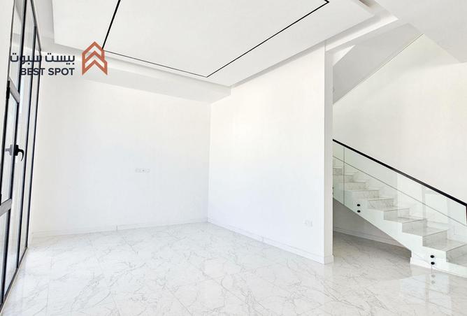 989567 - صورة العقار 2