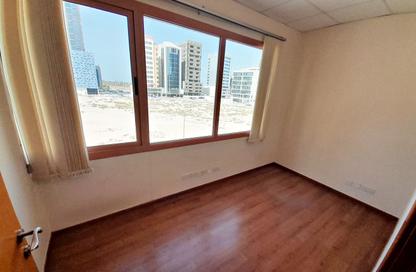 Office Space - Studio - 1 Bathroom for rent in Seef - Capital Governorate