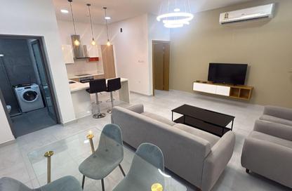 Apartment - 1 Bedroom - 2 Bathrooms for rent in Janabiya - Northern Governorate