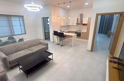 Apartment - 1 Bedroom - 2 Bathrooms for rent in Janabiya - Northern Governorate