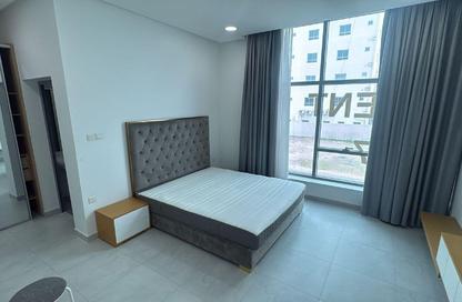 Apartment - 1 Bedroom - 2 Bathrooms for rent in Janabiya - Northern Governorate