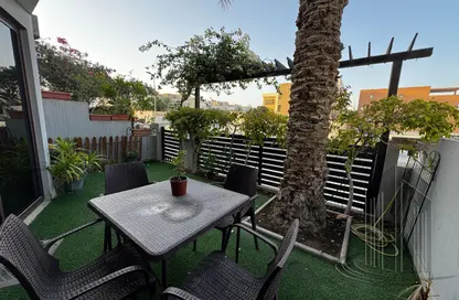 فيلا - 4 غرف نوم - 5 حمامات للبيع في النجمه - أمواج - المحرق