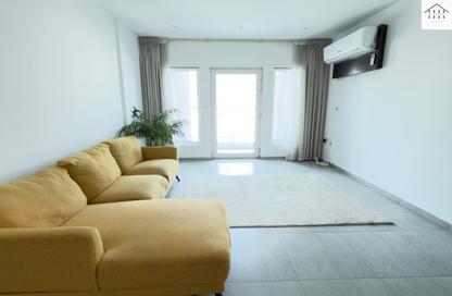 Apartment - 1 Bedroom - 2 Bathrooms for rent in Sanabis - Manama - Capital Governorate