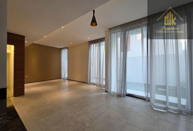 56301814 - Property Main Image