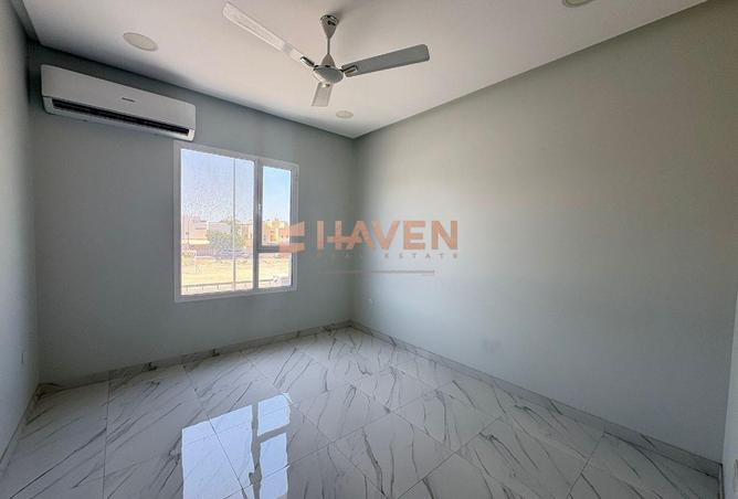 54371165 - Property Main Image