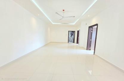 Apartment - 2 Bedrooms - 2 Bathrooms for rent in Jid Ali - Central Governorate