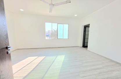 Apartment - 2 Bedrooms - 2 Bathrooms for rent in Jid Ali - Central Governorate
