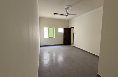 Apartment - 2 Bedrooms - 2 Bathrooms for rent in Jid Ali - Central Governorate