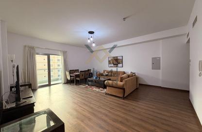 Apartment - 2 Bedrooms - 2 Bathrooms for rent in Al Juffair - Capital Governorate