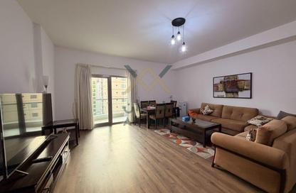 Apartment - 2 Bedrooms - 2 Bathrooms for rent in Al Juffair - Capital Governorate