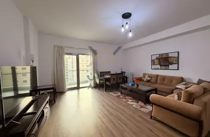 Apartment - 2 Bedrooms - 2 Bathrooms for rent in Al Juffair - Capital Governorate