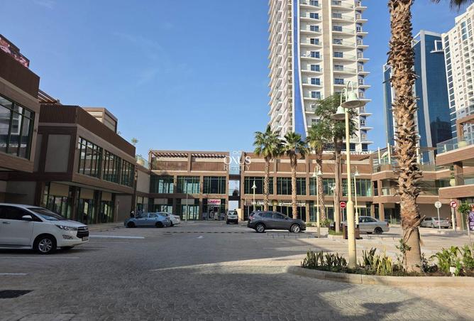 1002435 - Property Image 2