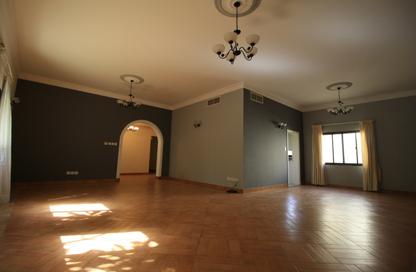 Villa - 3 - 4 for rent in Saar - Northern Governorate