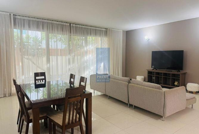 1001489 - Property Image 2