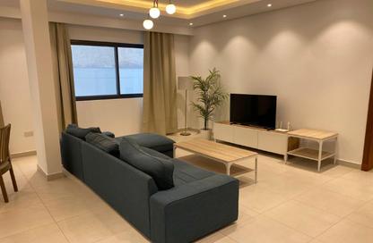Apartment - 1 Bedroom - 2 Bathrooms for rent in Janabiya - Northern Governorate