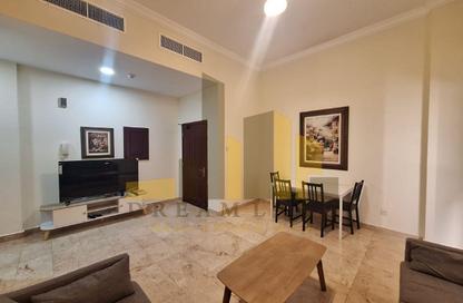 Apartment - 1 Bedroom - 1 Bathroom for rent in Segaya - Manama - Capital Governorate