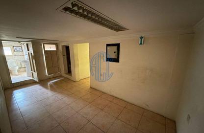 Apartment - 4 - 4 for rent in Salmabad - Central Governorate Apartment - 4 - 4 for rent in Salmabad - Central Governorate