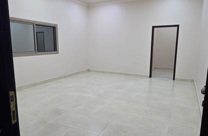 Office Space - Studio - 2 for rent in Sanabis - Manama - Capital Governorate