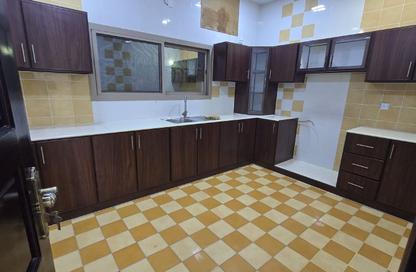 Office Space - Studio - 2 for rent in Sanabis - Manama - Capital Governorate