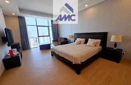 Apartment - Studio - 1 Bathroom for rent in Al Juffair - Capital Governorate