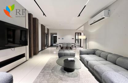 Apartment - 2 Bedrooms - 2 Bathrooms for rent in Janabiya - Northern Governorate