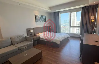 Apartment - 1 Bathroom for rent in Sanabis - Manama - Capital Governorate