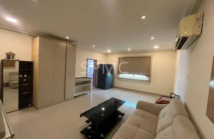 Apartment - Studio - 1 Bathroom for rent in Bu Quwah - Northern Governorate