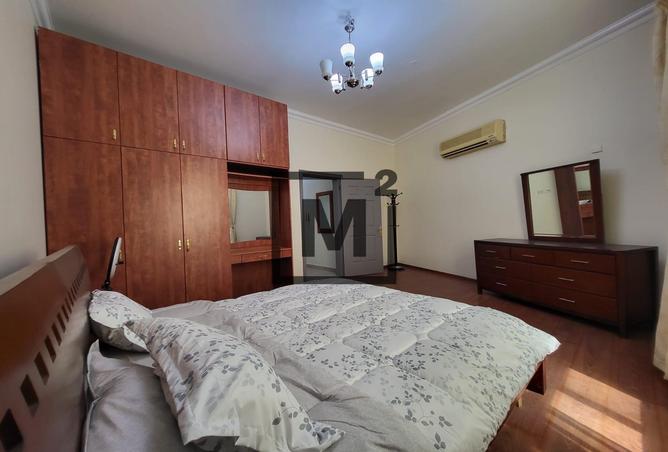 977121 - Property Image 2
