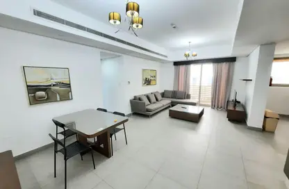Apartment - 2 Bedrooms - 3 Bathrooms for rent in Al Juffair - Capital Governorate