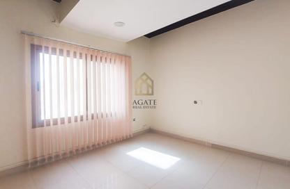 Office Space - Studio - 2 Bathrooms for rent in Mahooz - Manama - Capital Governorate