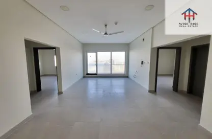 Apartment - 3 Bedrooms - 2 Bathrooms for rent in Hidd - Muharraq Governorate