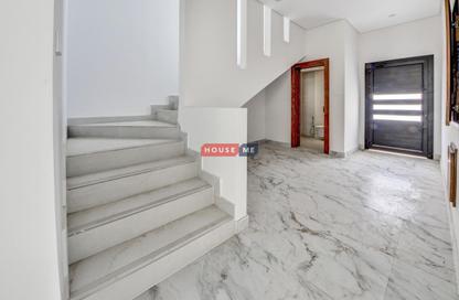 Villa - 4 Bedrooms - 6 Bathrooms for sale in Tubli - Central Governorate