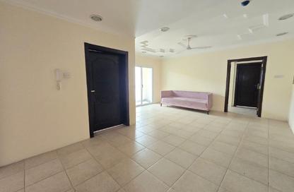 Apartment - 2 Bedrooms - 2 Bathrooms for rent in Hidd - Muharraq Governorate