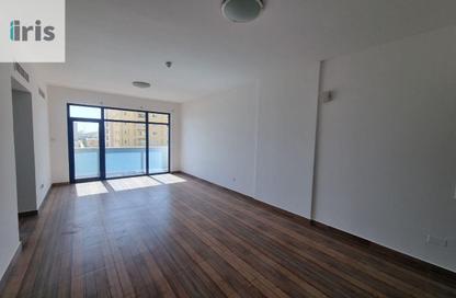 Apartment - 2 Bedrooms - 2 Bathrooms for rent in Al Juffair - Capital Governorate