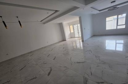 Villa - 4 Bedrooms - 5 Bathrooms for sale in Saar - Northern Governorate