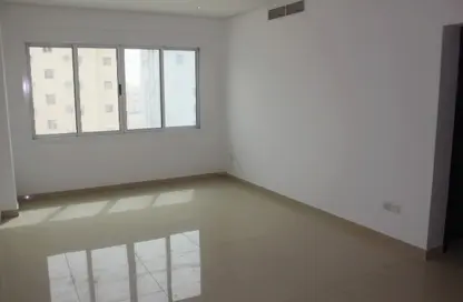 Apartment - 2 Bedrooms - 2 Bathrooms for rent in Hidd - Muharraq Governorate