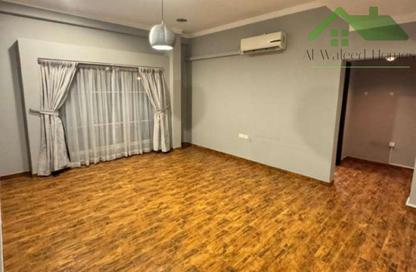Apartment - 3 Bedrooms - 4 Bathrooms for rent in Tubli - Central Governorate