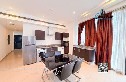 Apartment - 2 - 2 for rent in Al Juffair - Capital Governorate