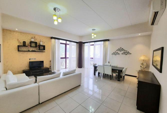 999092 - Property Image 2