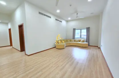 Apartment - 2 Bedrooms - 2 Bathrooms for rent in Saar - Northern Governorate
