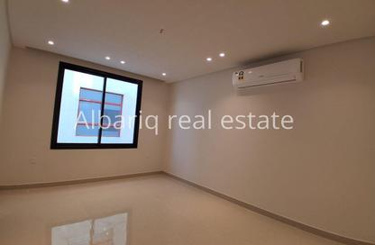 Apartment - 4 Bedrooms - 4 Bathrooms for sale in Hidd - Muharraq Governorate