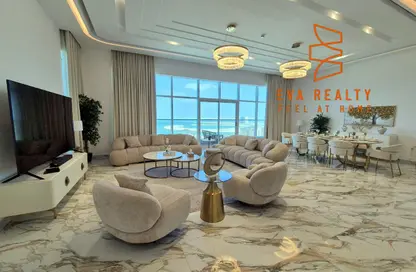 Apartment - 3 Bedrooms - 5 Bathrooms for rent in Seef - Capital Governorate